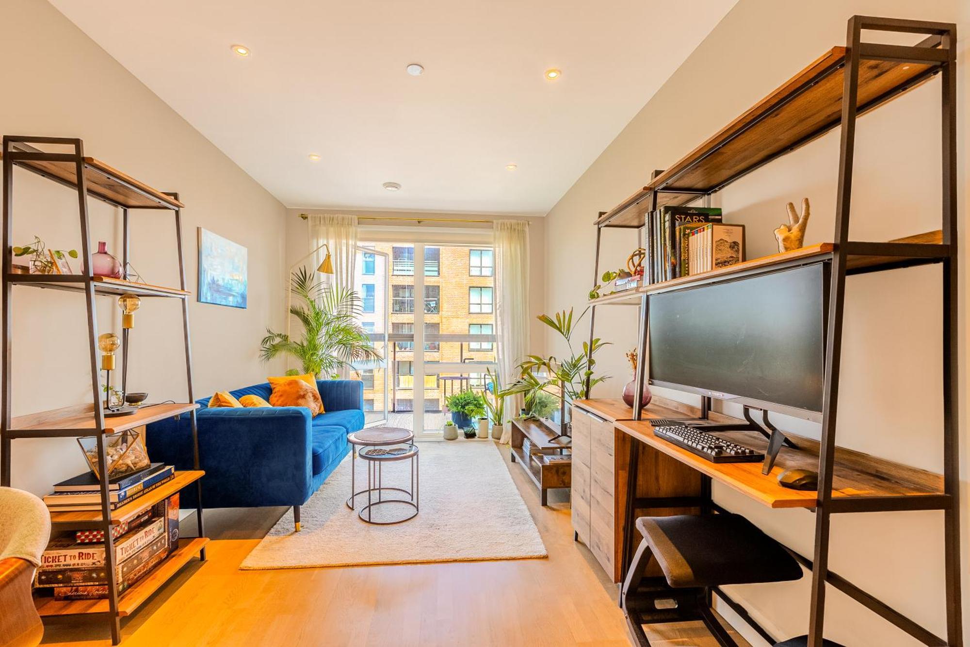 Elegant 1br Apartment, 5 Min Limehouse Dlr Station Londra